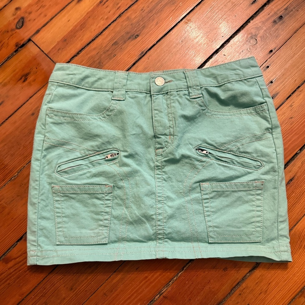 BCBG MaxAzria Green Mini Skirt Size 2 Utility Style Y2K